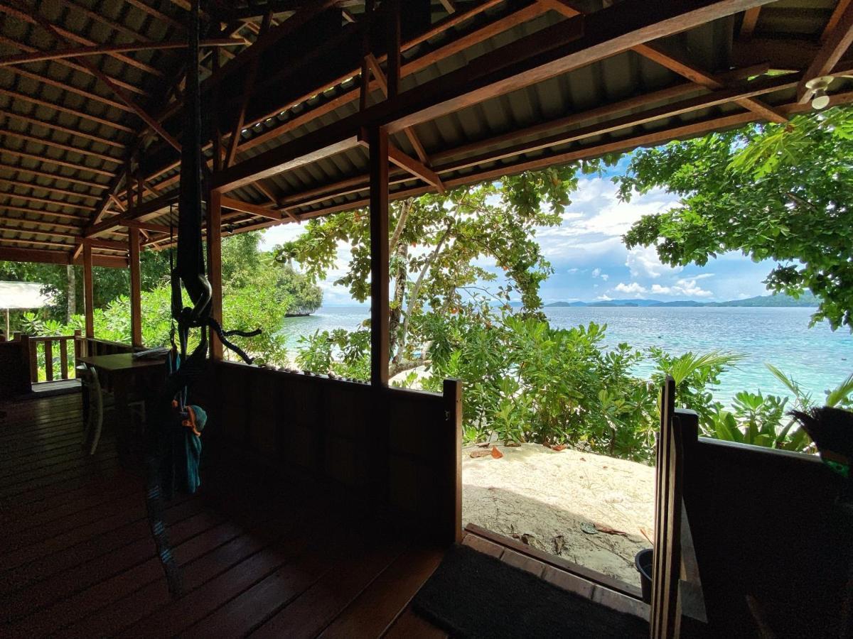 Raja Ampat Eco Lodge Tapokreng المظهر الخارجي الصورة